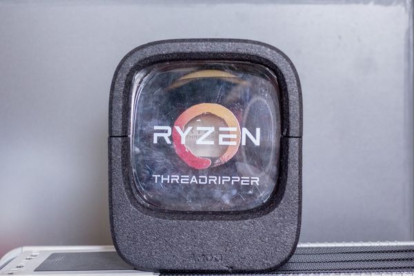 CPU AMD Ryzen Threadripper 1920X