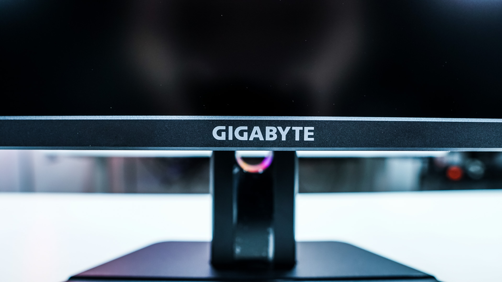 Gigabyte G27Q