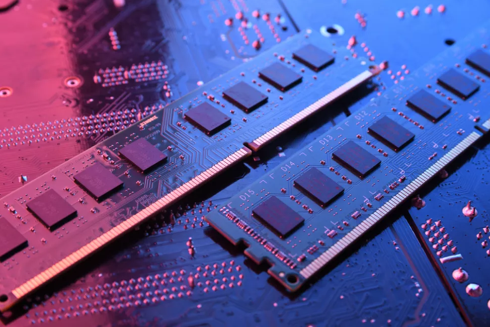 Hiệu Năng của RAM Thế Hệ Mới DDR5: Vượt Trội So Với DDR4 !!