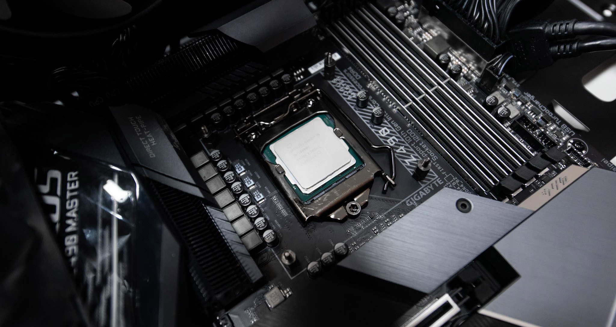Đánh Giá Hiệu Năng Intel Core i9-10900K: Khẳng Định Sức Mạnh Vượt Trội
