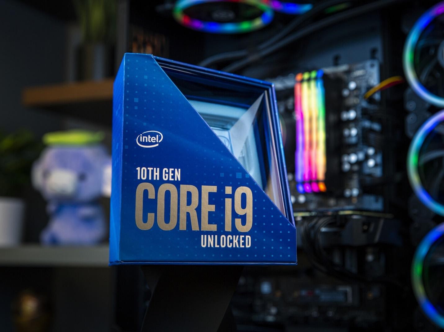 Vỏ Hộp Hoàn Toàn Mới Của Intel Core i9 11900K