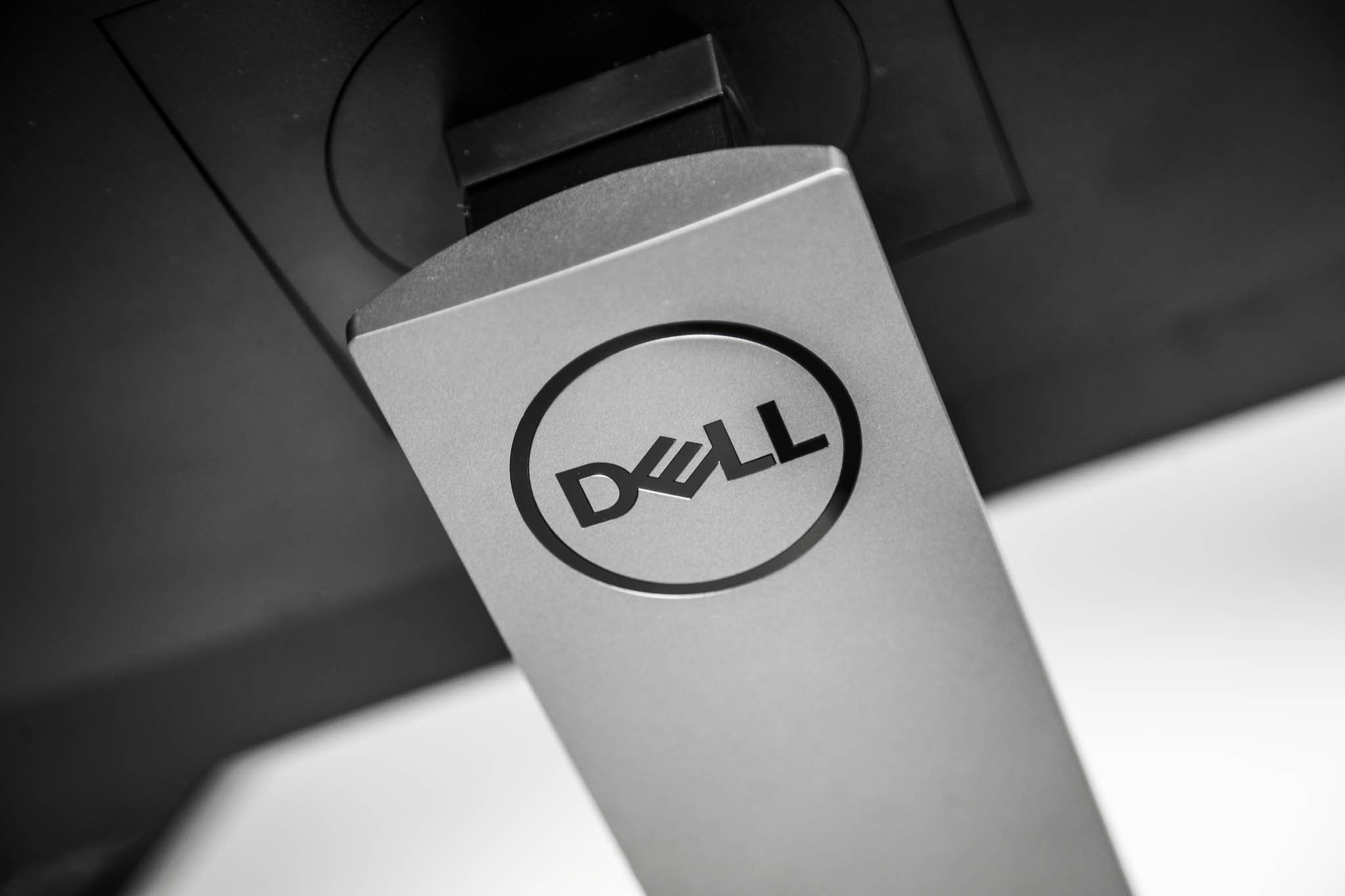 Đánh giá màn hình Dell P2719H: Hiệu năng ổn định ở mức giá tốt