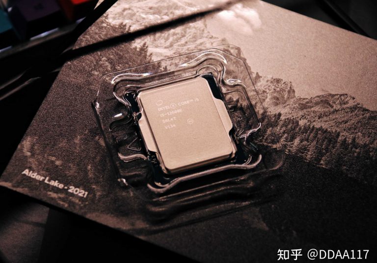 Xuất Hiện Hình Ảnh Chính Thức Của CPU Intel Core i9 12900K và Intel Core i5 12600K